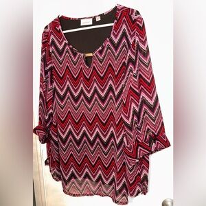 Avenue  Multicolor Zigzag Pattern Blouse. Size 22/24